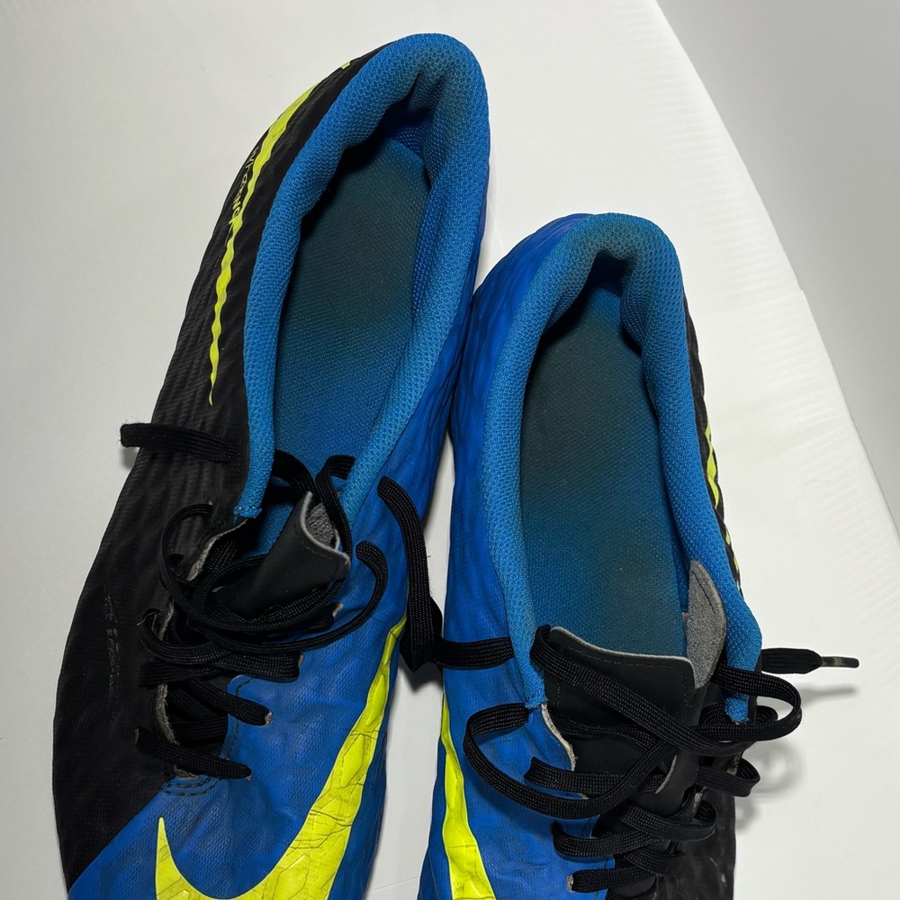 Nike Men’s Black and Blue Soccer Cleats with Yellow Accents - Picture 4 of 6